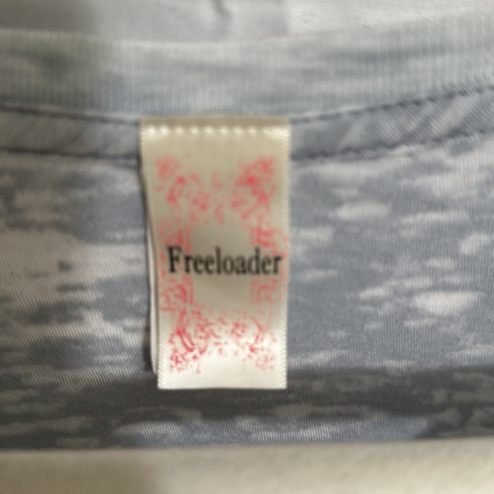 Gray Tee - Picture 3 of 4